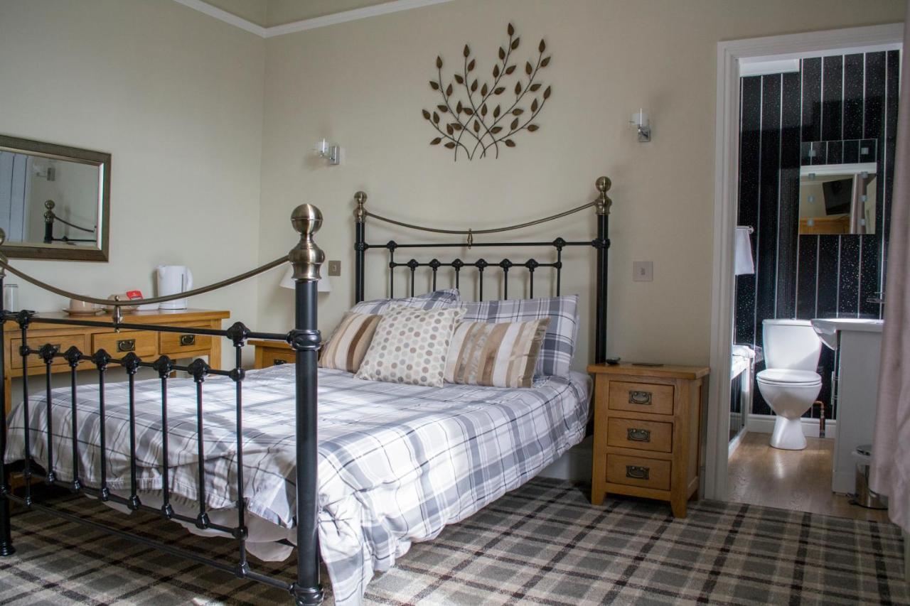 The Runswick Bay Hotel Saltburn-by-the-Sea Exterior photo